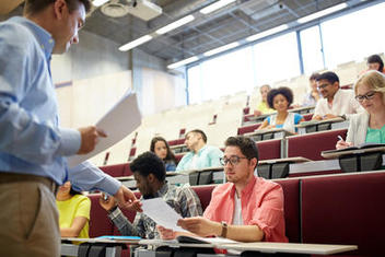 Photo d'étudiants en cours